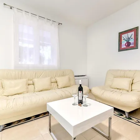 Apartment Apartmani Heta Alagic II