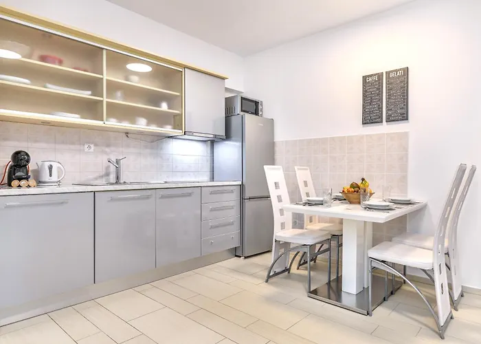 Apartment Apartmani Heta Alagic II