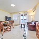 Heta Alagic Ii 아파트